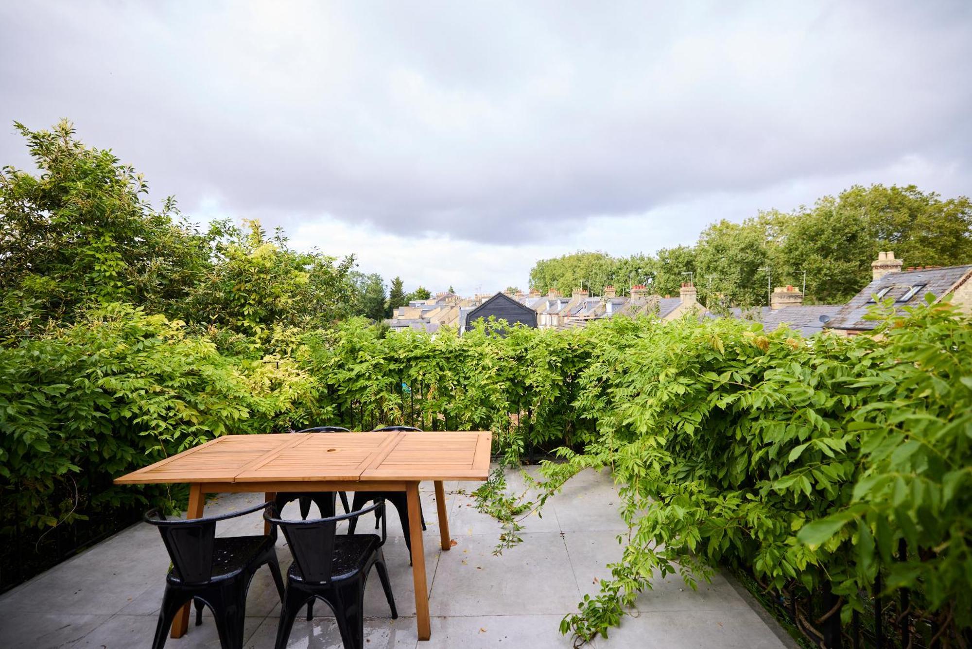 The River Cam Hideaway - Fabulous 6bdr House With Garden Terrace Cambridge (Cambridgeshire)
